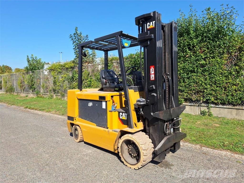 CAT EC55N Gaffeltrucks - andre