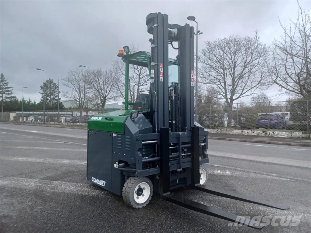 Combilift CBE3000 Nelitietrukit