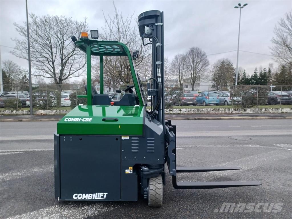 Combilift CBE3000 Nelitietrukit