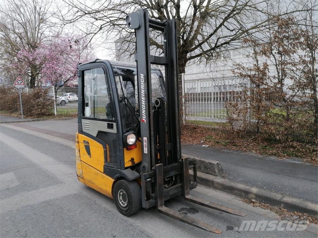 Jungheinrich EFG215 Другие складские механизмы