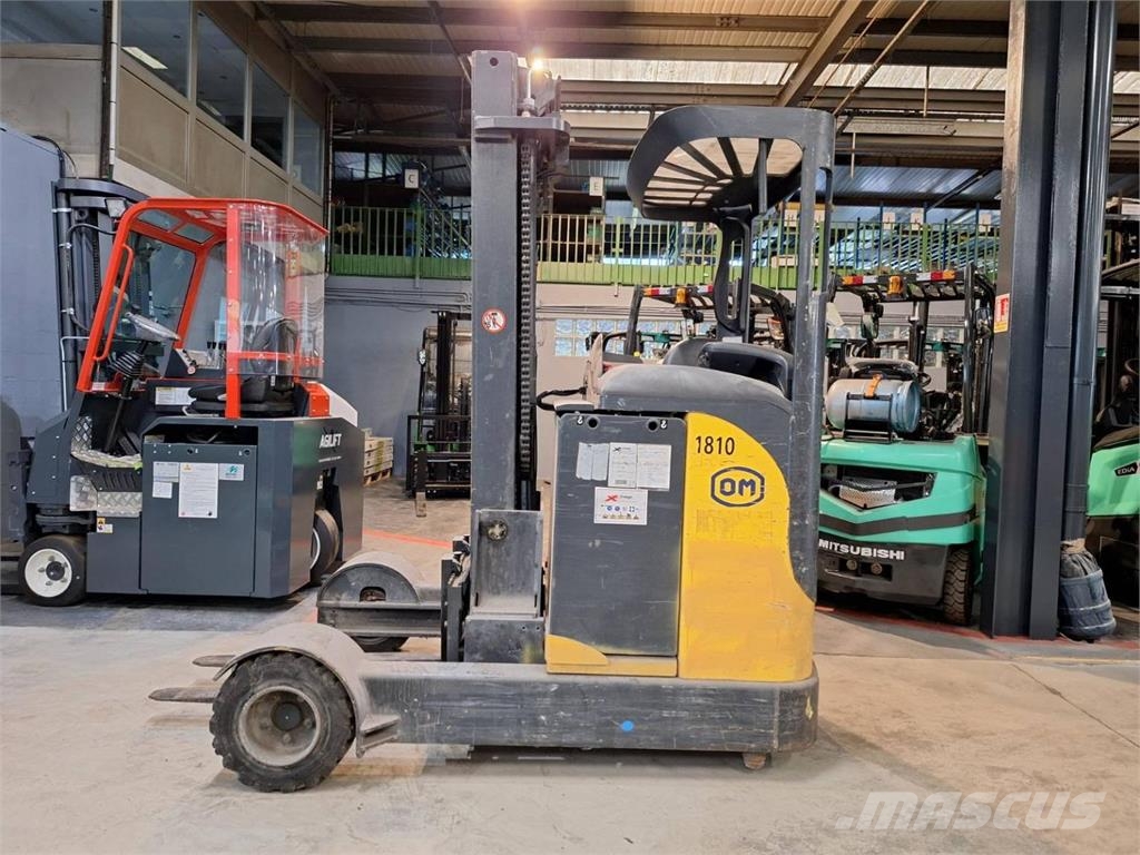 OM XRS20AC Ανυψωτικά στενών δρόμων