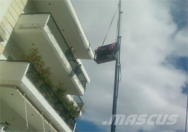 Ferrari  卡車裝載高空作業車