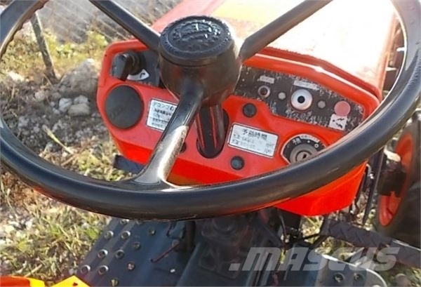 Kubota 6001 di '04 الجرارات