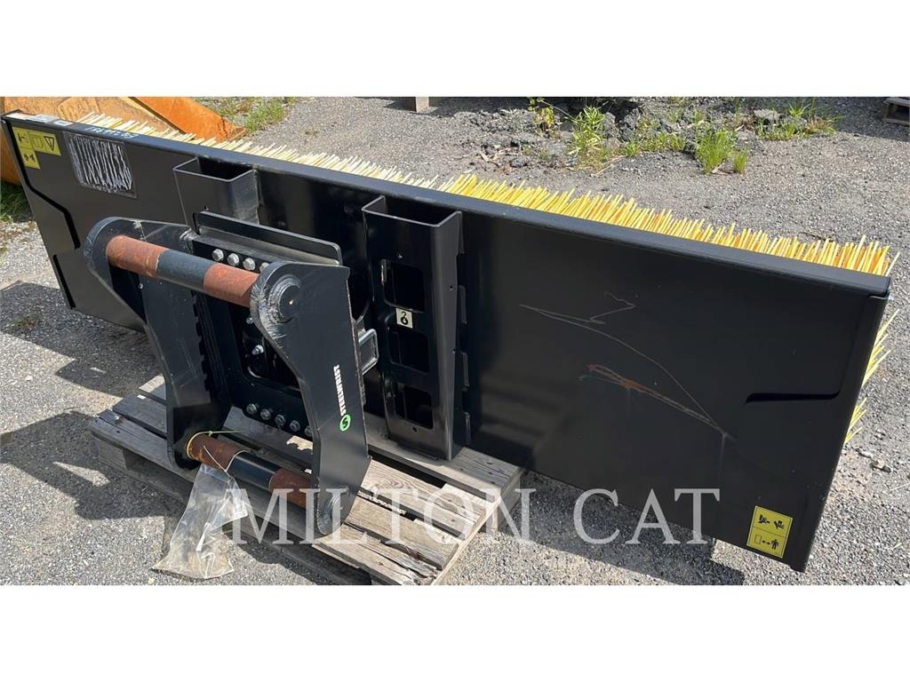320-325 FIXED BROOM S70 Süpürgeler