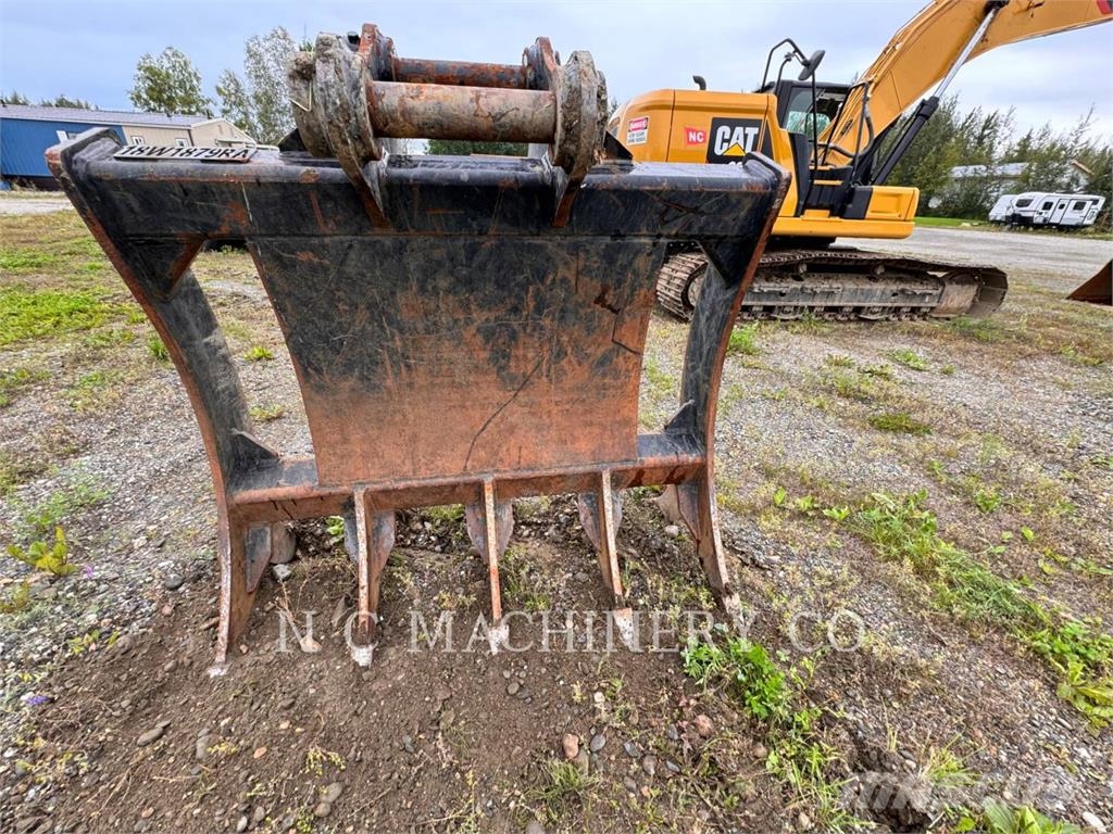 320BRUSHRK Crawler excavators