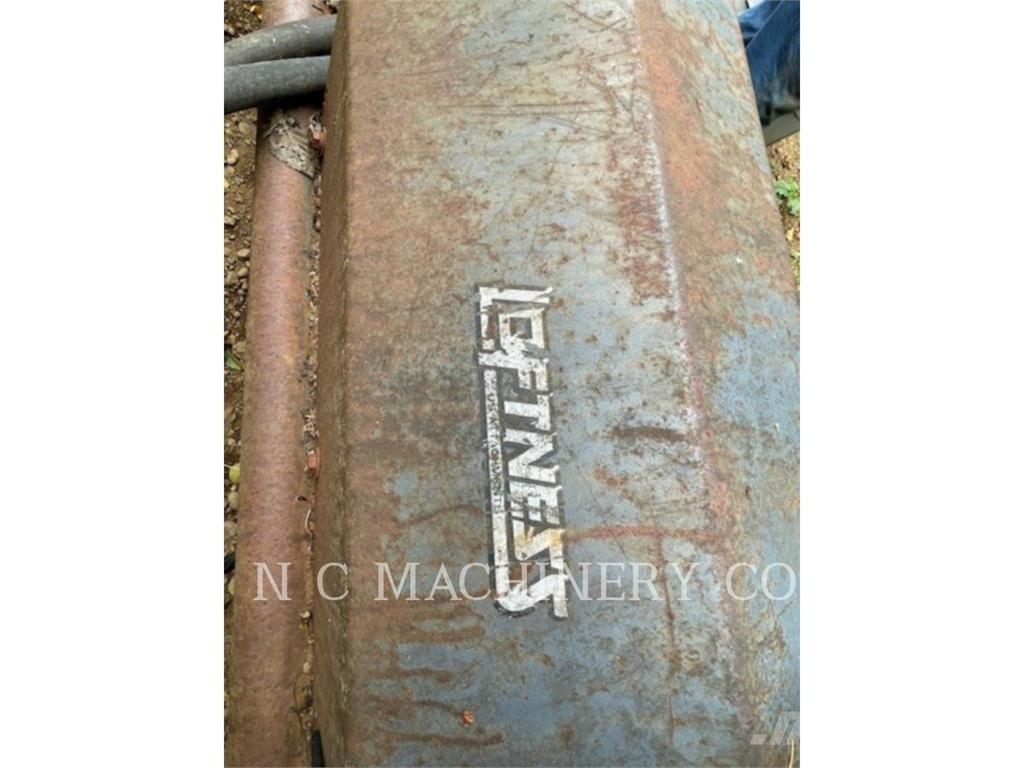  73AXH427 Chargeuse compacte