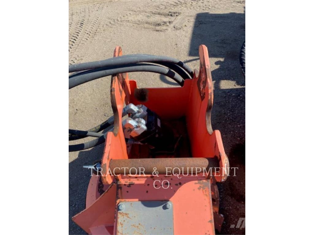 ADVANCED FOREST EQUIPMENT RDM34C Pelle sur chenilles