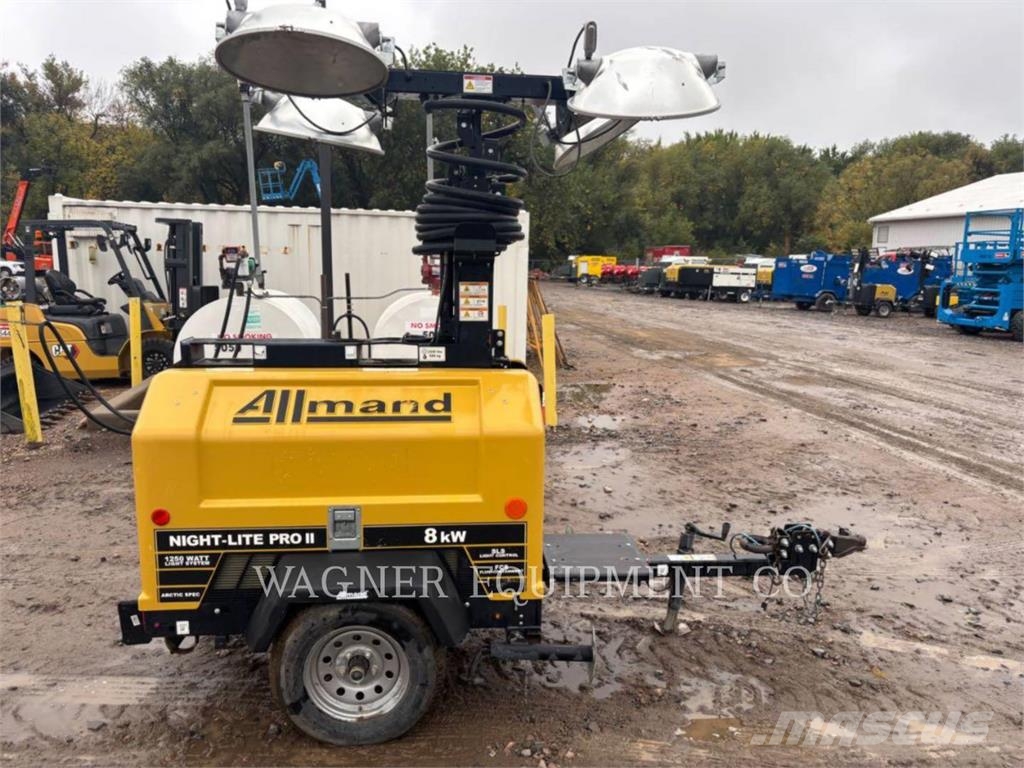 Allmand NLPII-V Lichtmasten