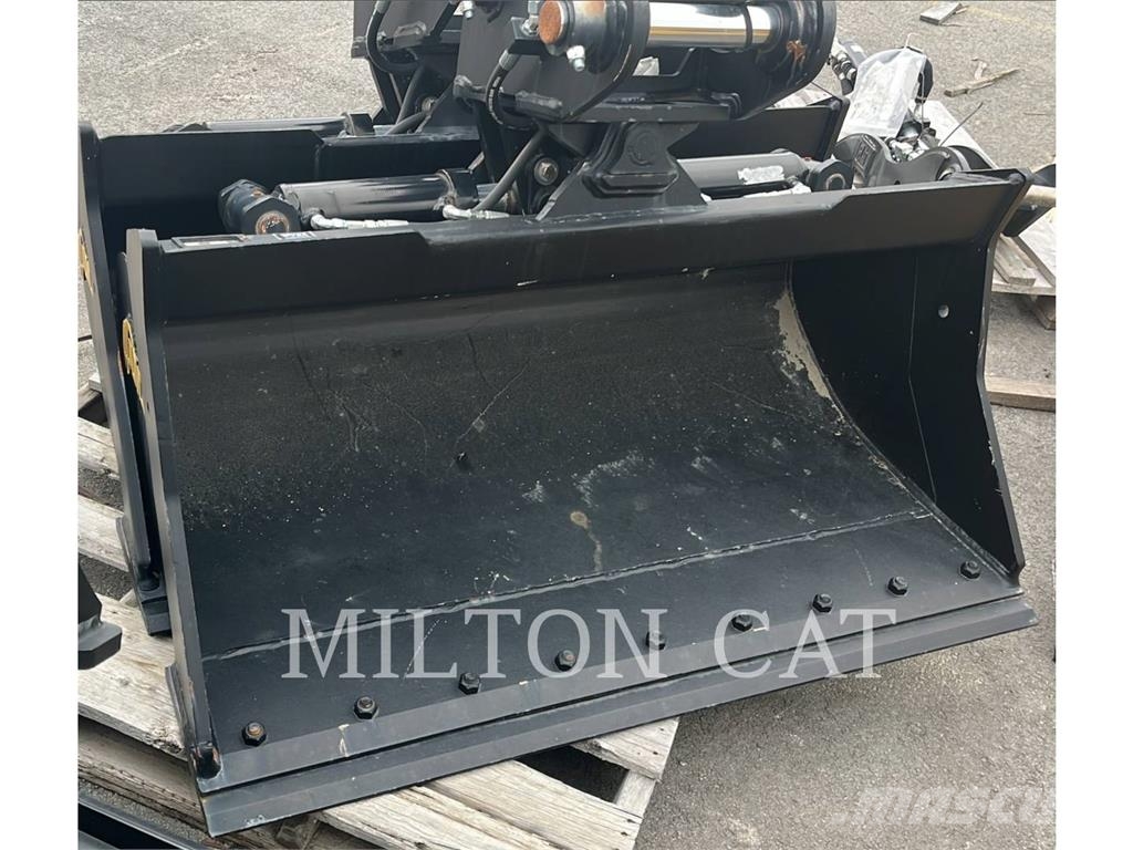 AMI AttachmentsT 307-309 54 DC TILT BUCKET .50YD3 PG Cucharones