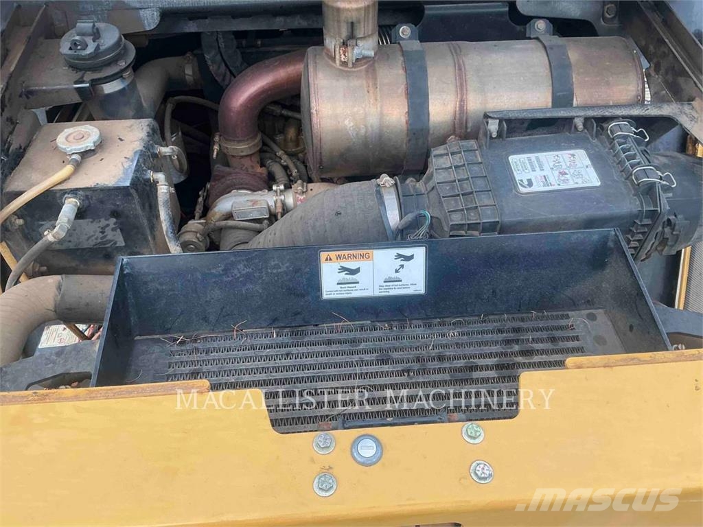 ASV RT-75 Nakladalci goseničarji