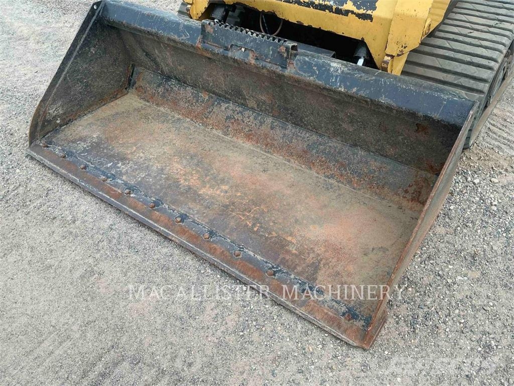 ASV RT-75 Nakladalci goseničarji