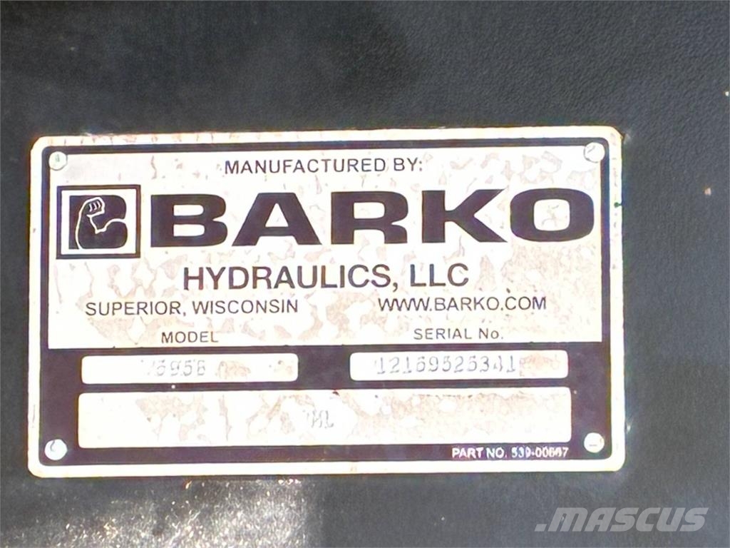 Barko 595B 굴절식 크레인