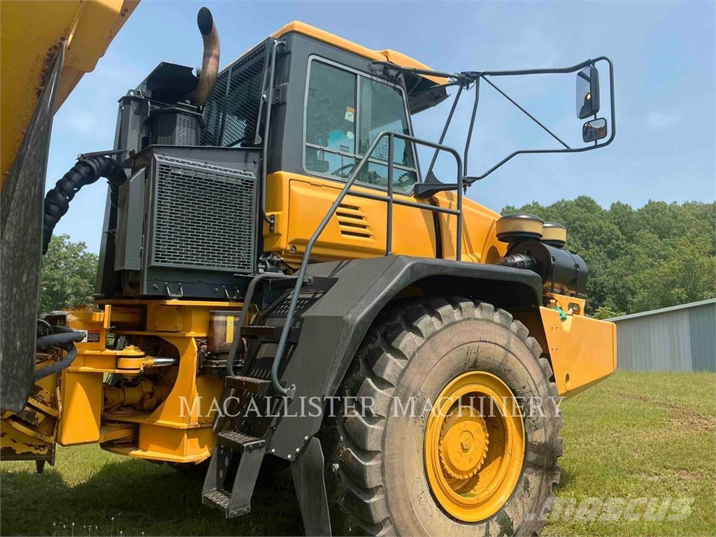 Bell EQUIPMENT NORTH AMERICA, INC. B50D Wozidła przegubowe