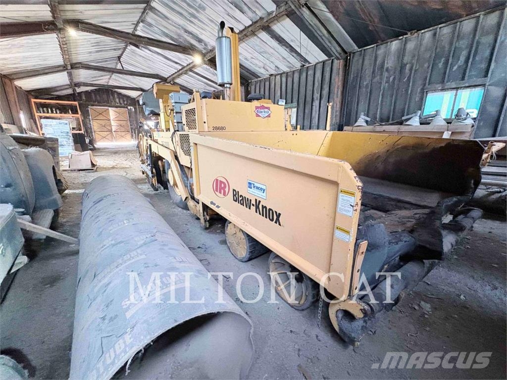 Blaw-Knox PF3200 Aszfalt terítõ gépek