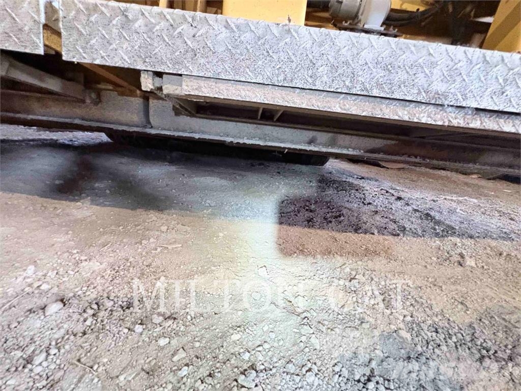 Blaw-Knox PF3200 Aszfalt terítõ gépek