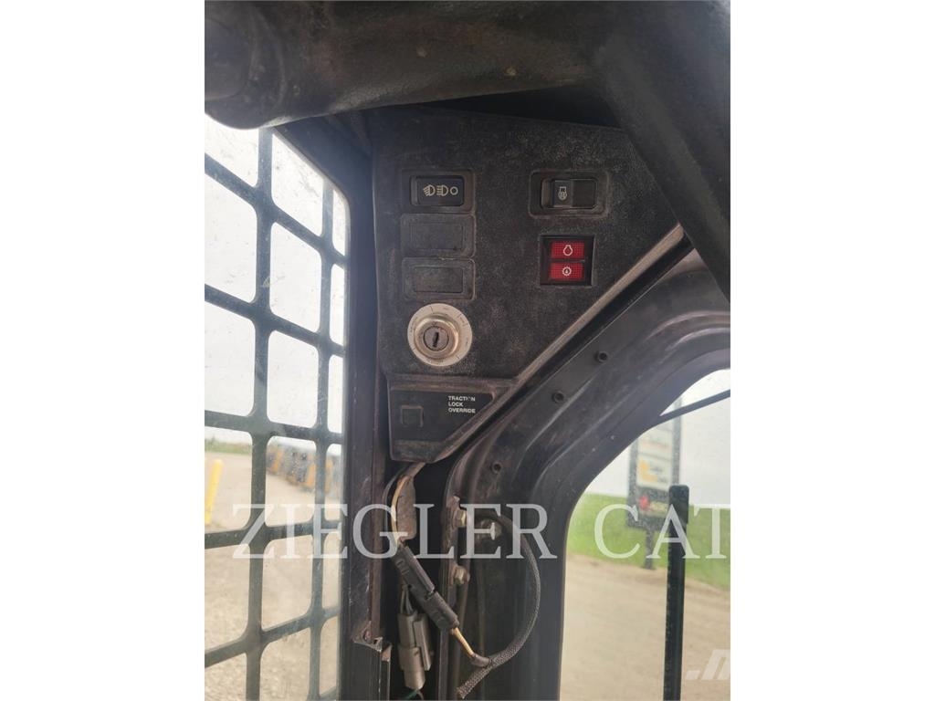 Bobcat 751 Мини-погрузчики