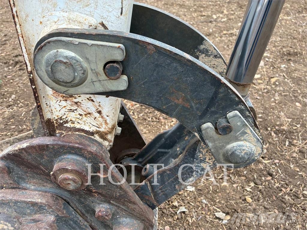 Bobcat E32 Гусеничні екскаватори