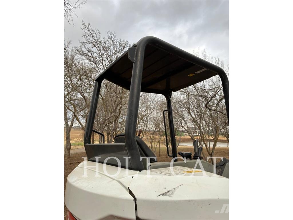 Bobcat E32 Гусеничні екскаватори