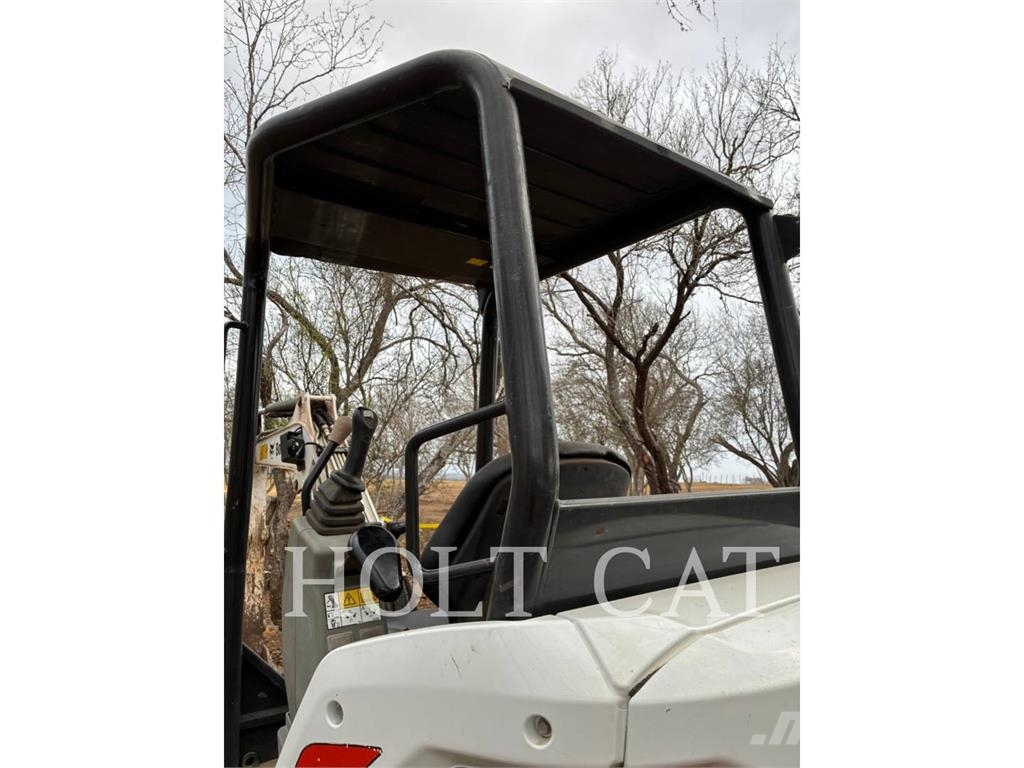 Bobcat E32 Гусеничні екскаватори