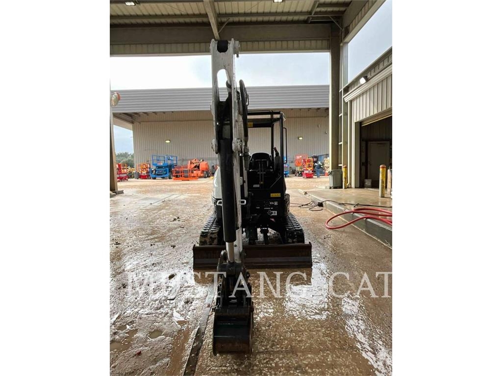 Bobcat E35 Гусеничні екскаватори