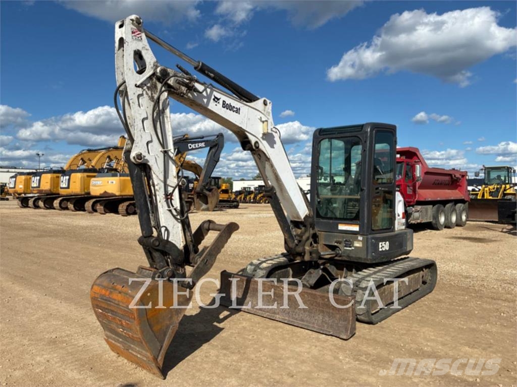 Bobcat E50 Gravemaskiner på larvebånd