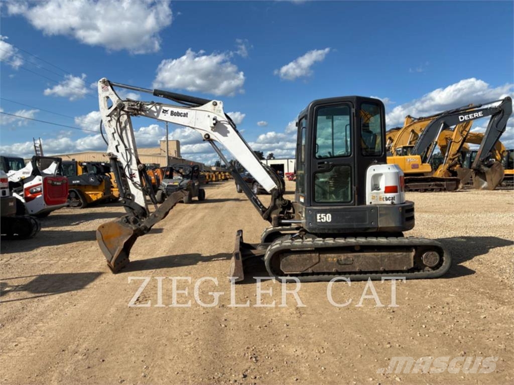 Bobcat E50 Gravemaskiner på larvebånd