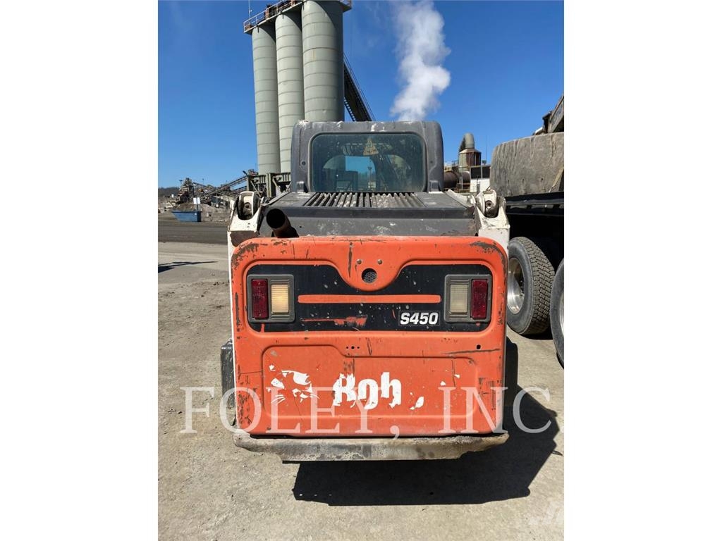 Bobcat S450 Skid steer mini nakladalci
