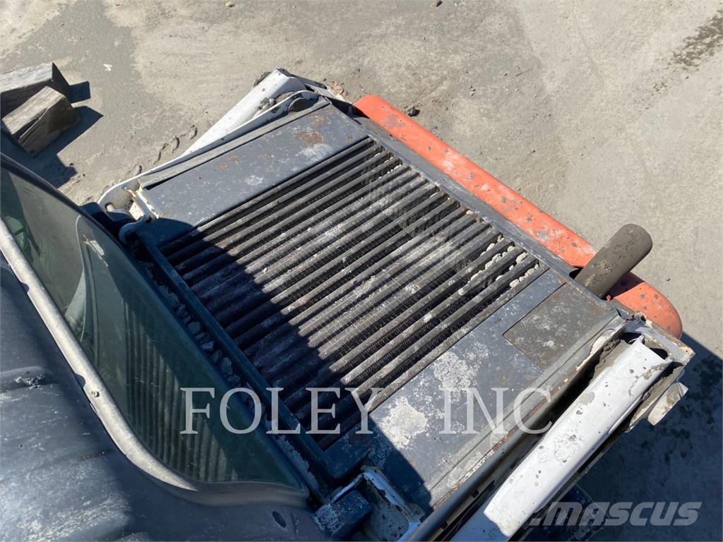 Bobcat S450 Skid steer mini nakladalci