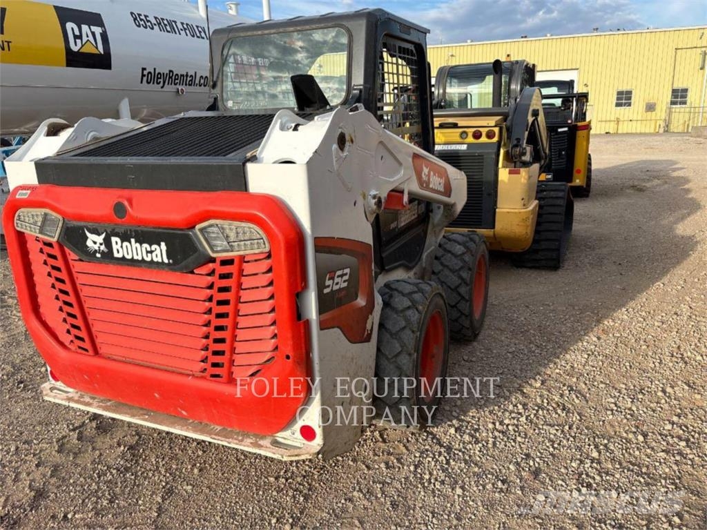 Bobcat S62 Mini Pale Gommate