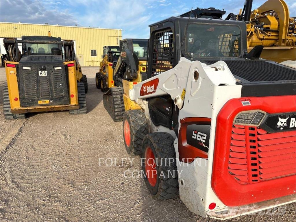 Bobcat S62 Mini Pale Gommate
