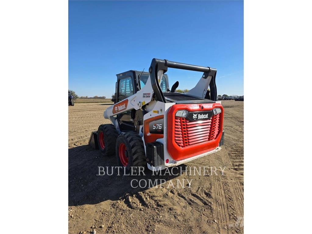 Bobcat S76 Lietoti riteņu kompaktiekrāvēji