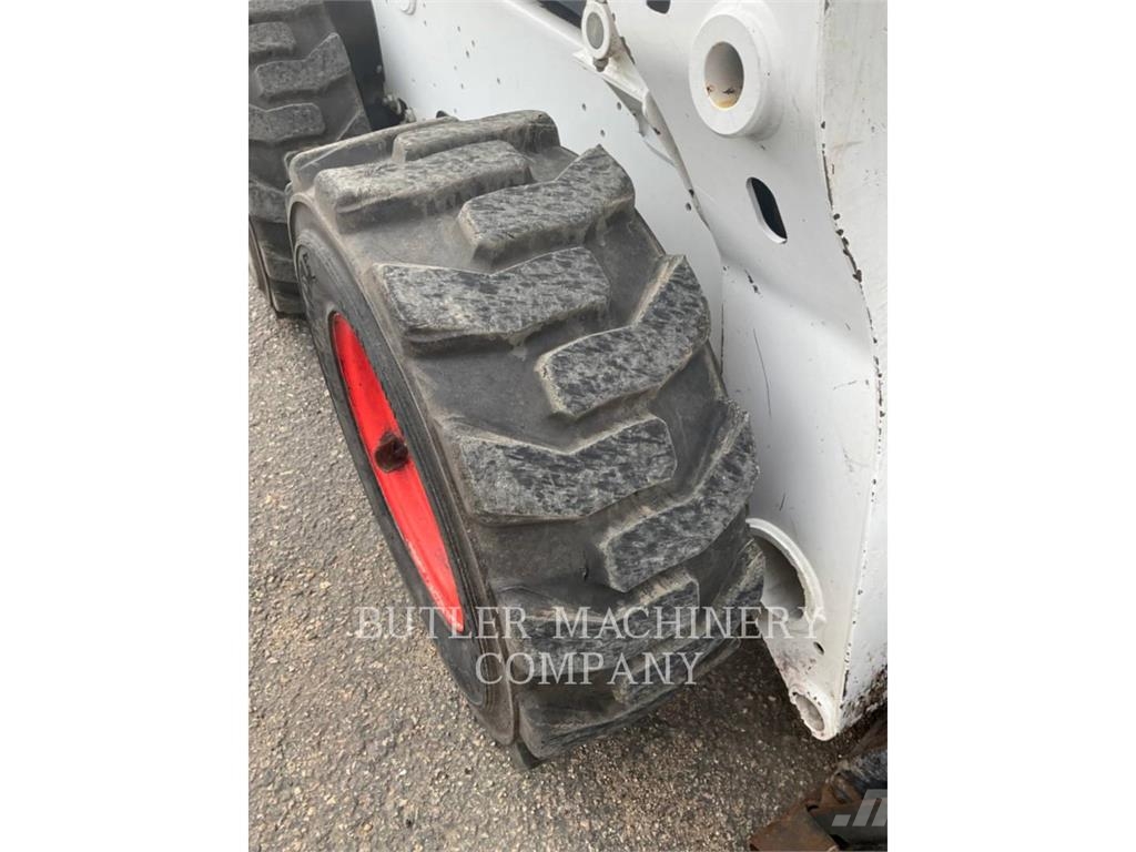 Bobcat S770 Mini Pale Gommate