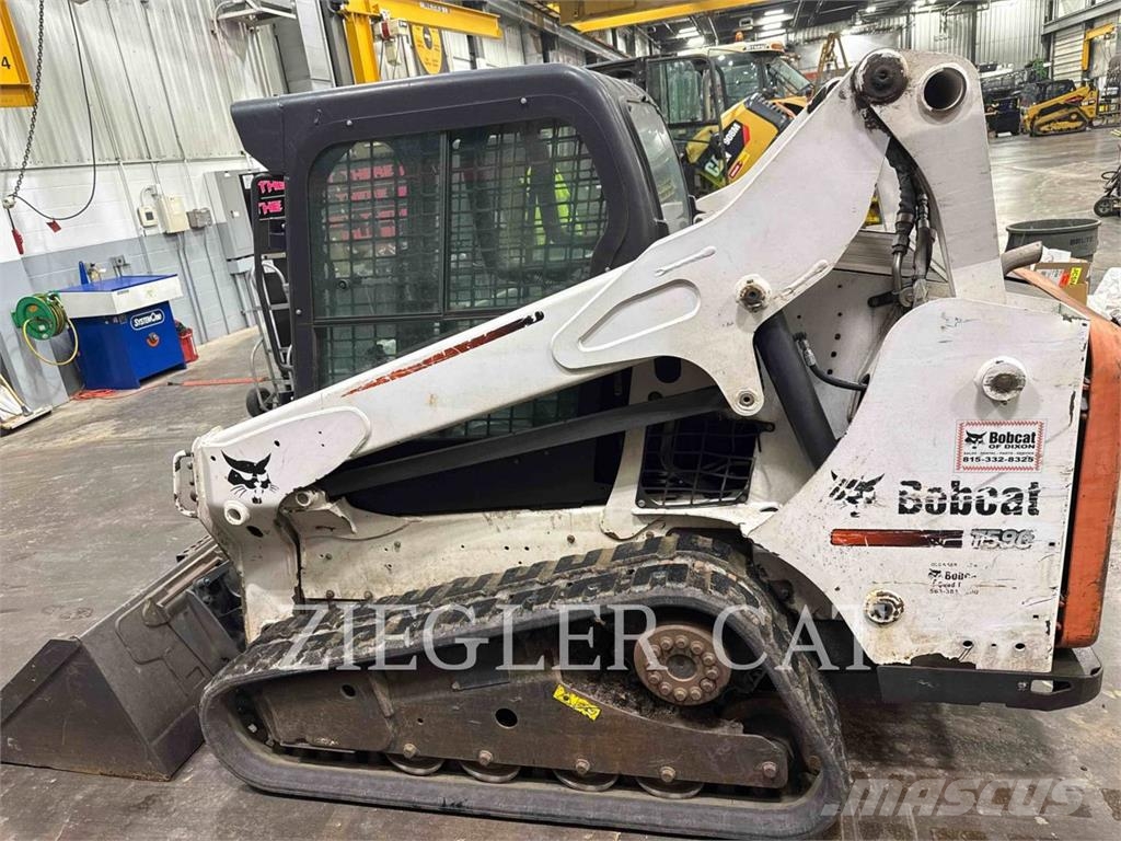 Bobcat T590 Гусеничные фронтальные погрузчики