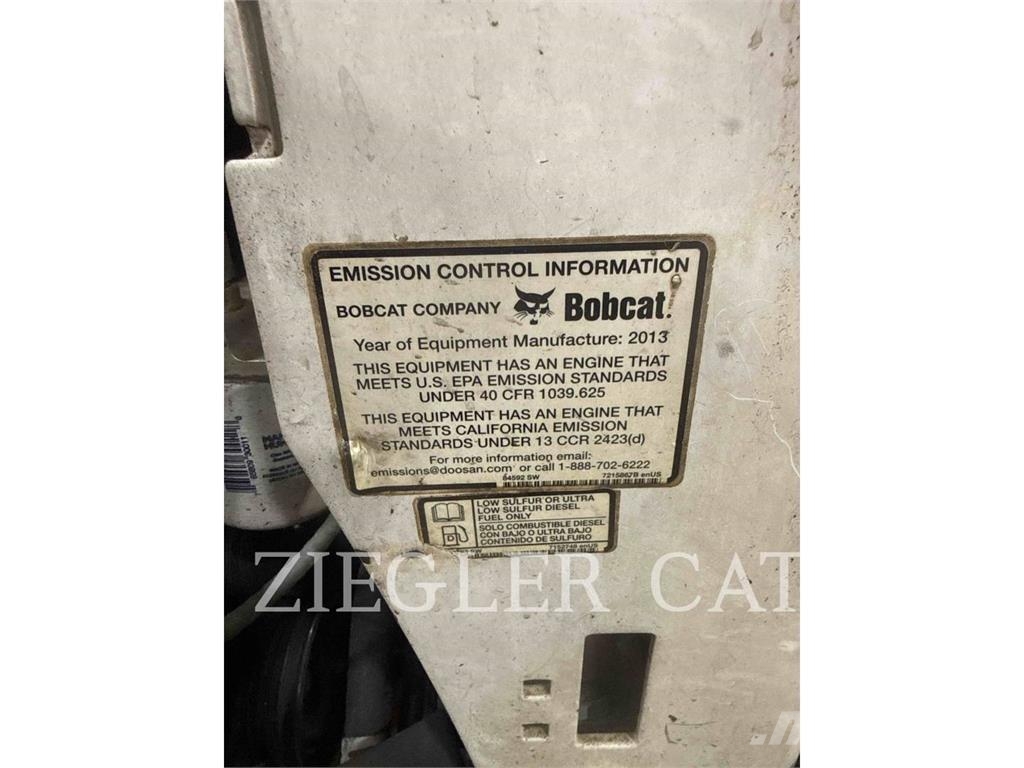 Bobcat T590 Гусеничные фронтальные погрузчики