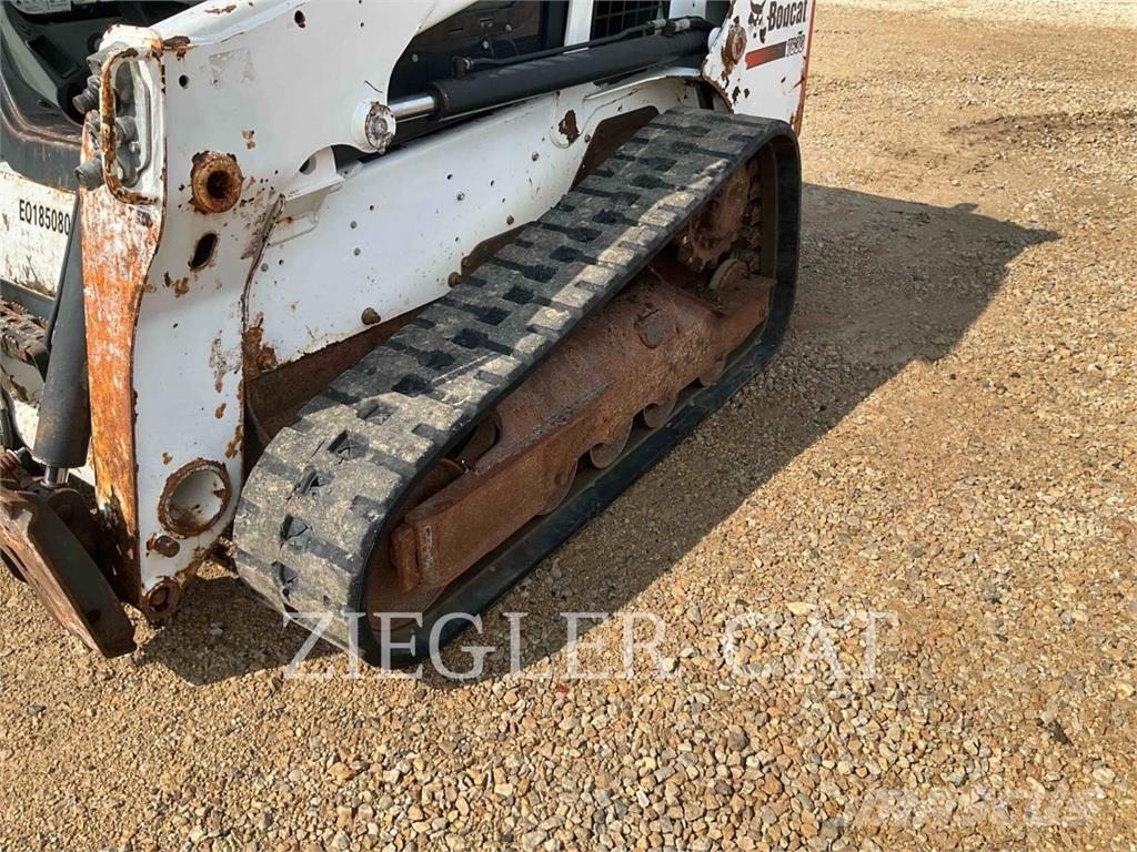 Bobcat T630 Crawler loaders
