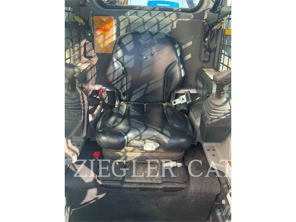 Bobcat T650 Lánctalpas homlokrakodók