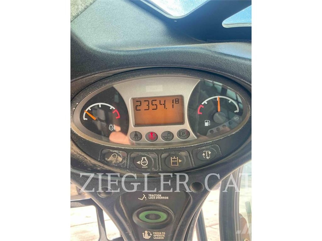 Bobcat T650 Lánctalpas homlokrakodók