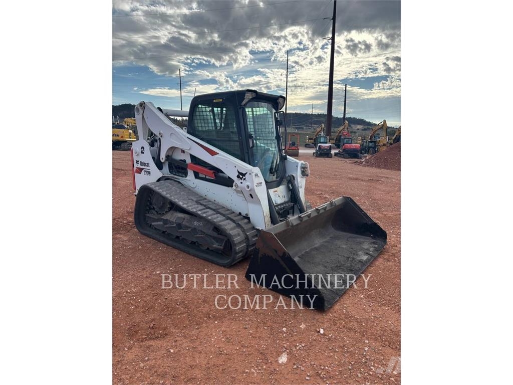 Bobcat T770 Crawler loaders