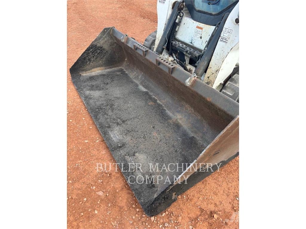 Bobcat T770 Crawler loaders