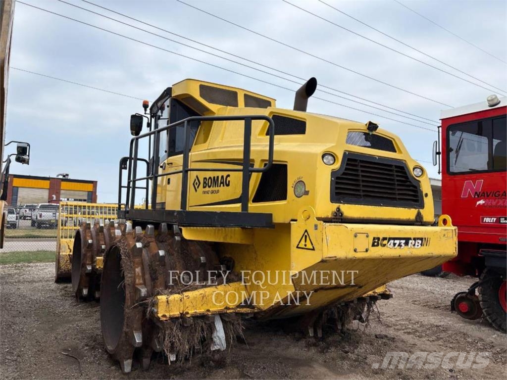 Bomag BC473RB4N Pinnasetihendajad