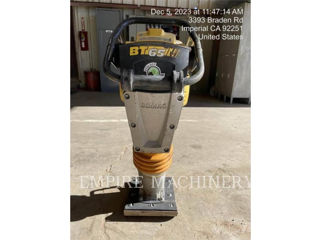 Bomag BT65 Læssemaskiner på hjul