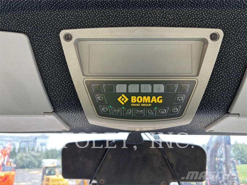 Bomag BW 211 D-5 Rodillos de un solo tambor