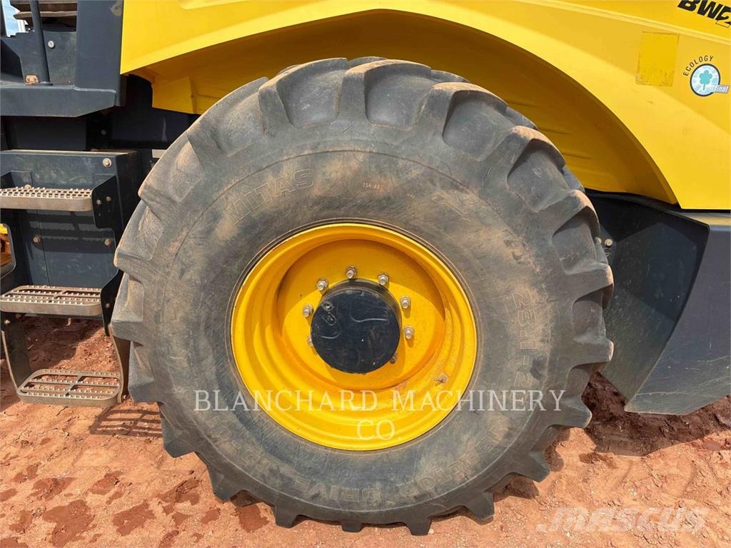 Bomag BW211 PHD Soil compactors