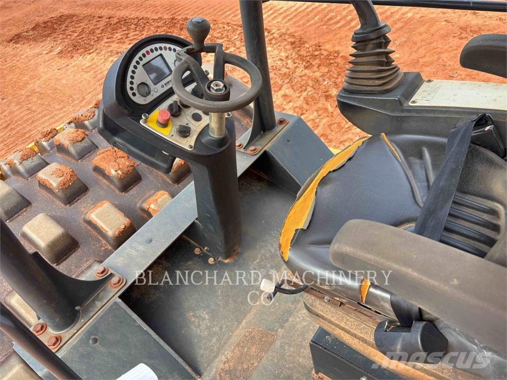 Bomag BW211 PHD Soil compactors