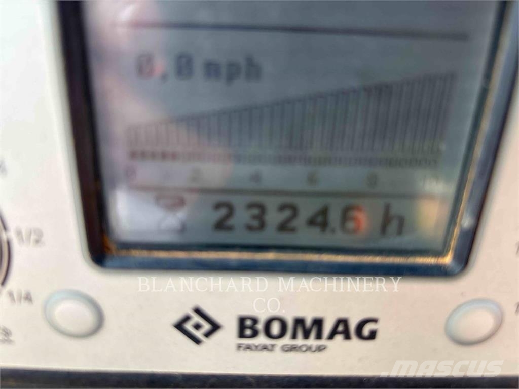 Bomag BW211 PHD Soil compactors