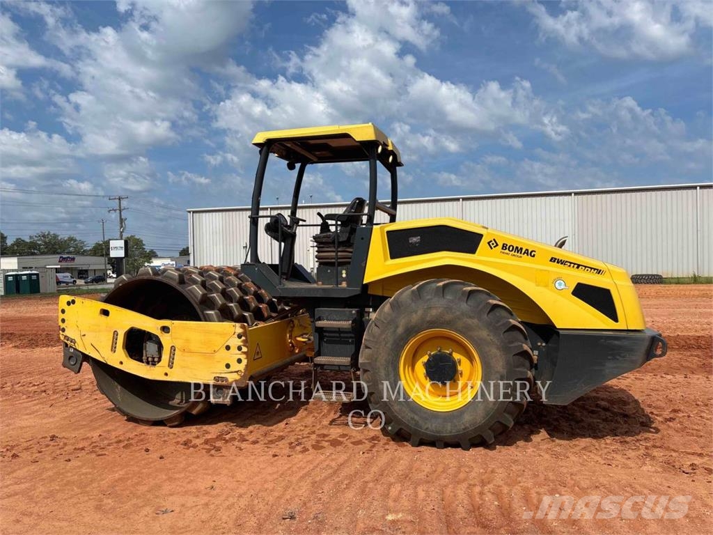 Bomag BW211 PHD Soil compactors