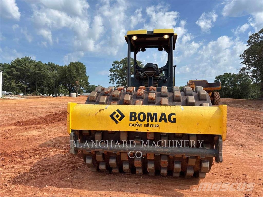 Bomag BW211 PHD Soil compactors