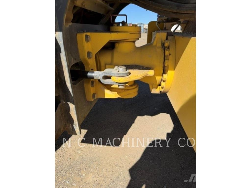 Bomag BW213 Asfalta klājēji