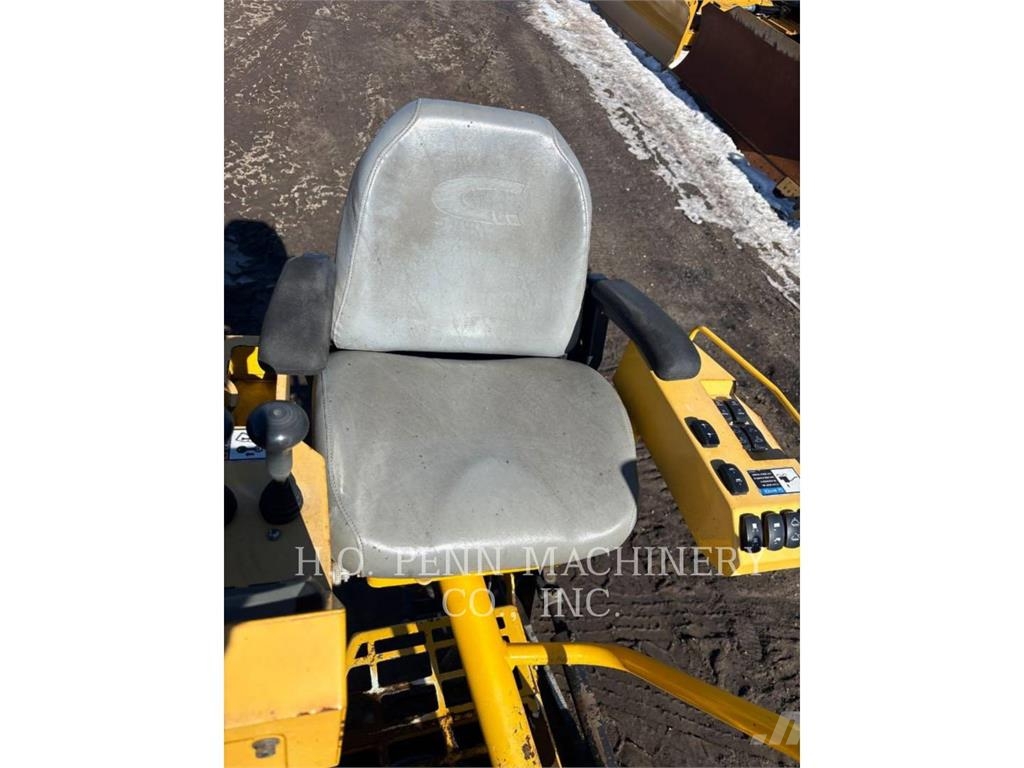 Carlson CP130 Asphalt pavers