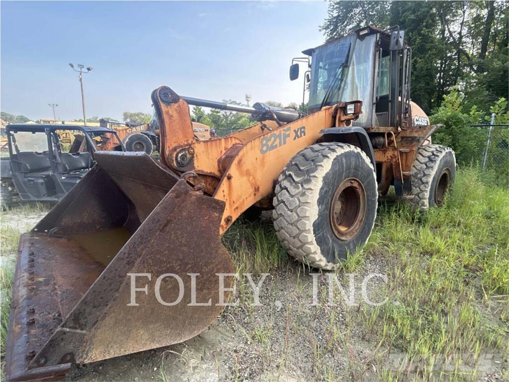 CASE 821F Hjullastare